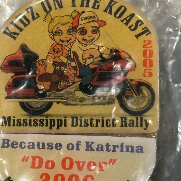 Honda Goldwing  Motorcycle Rally Wing Ding Assorted Collectible Pins over 40 - Picture 12 of 16